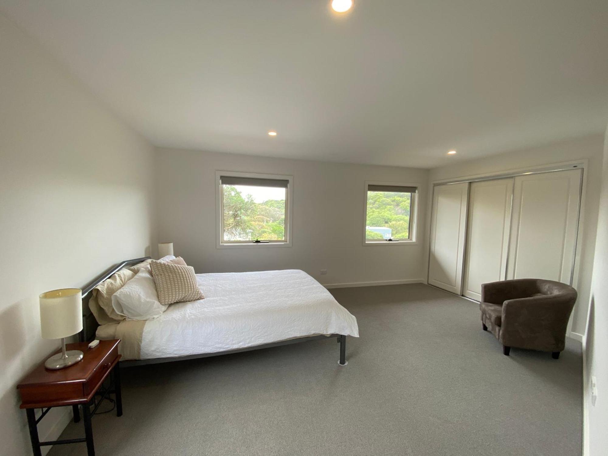 Sandy Point Beach Escape 2 Bedroom Apartment Экстерьер фото